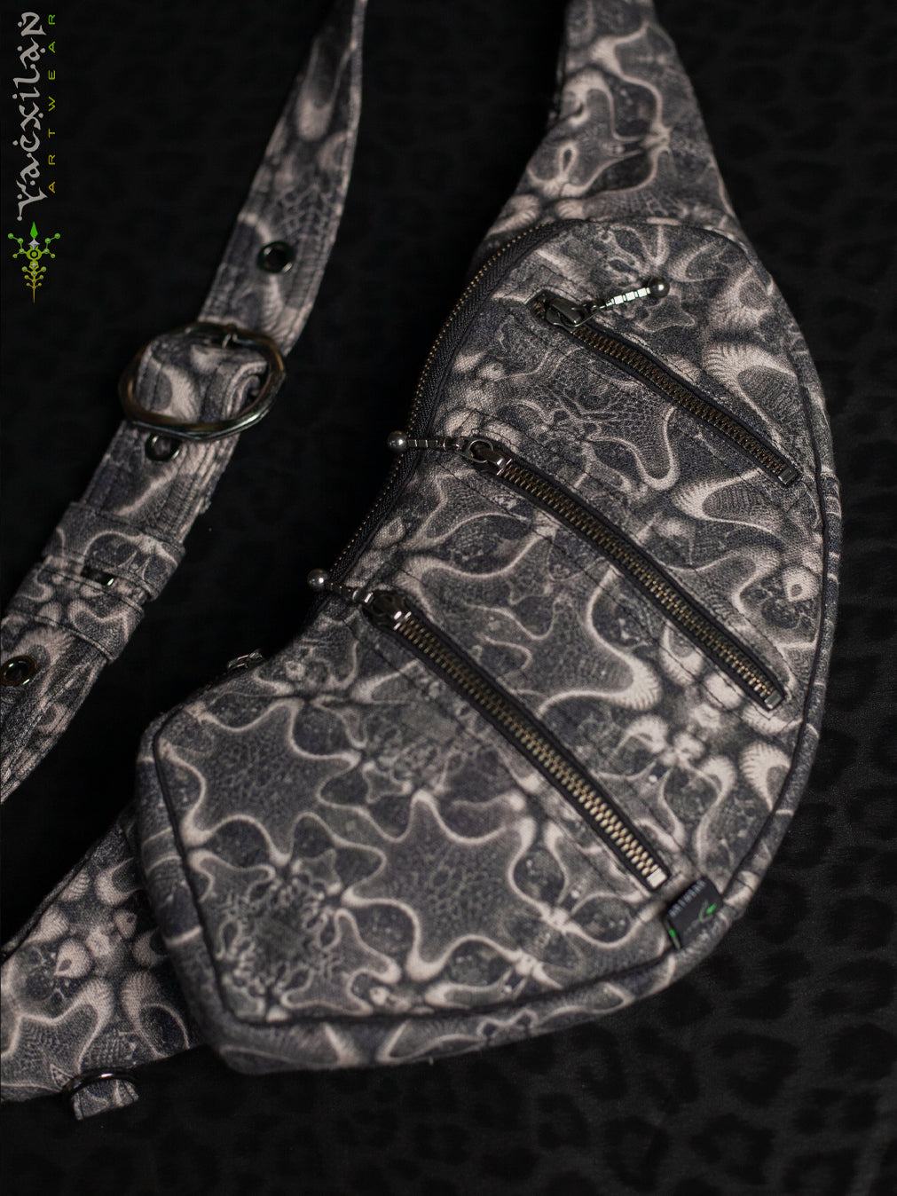 Botta Bag / Linen Buckle - MAGIC KARPET